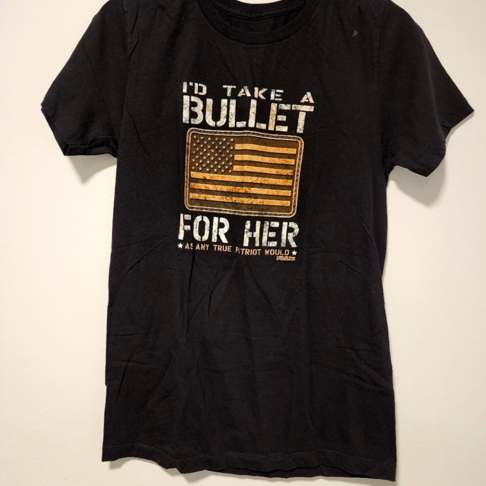 Black ⚫️ Tee.Size SM